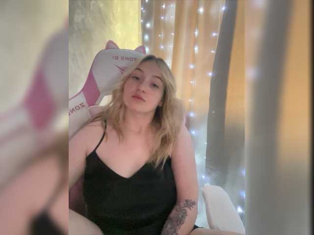 Apraides ekrānuzņēmumi BoredGirl