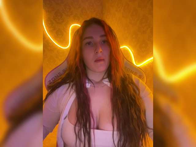 Apraides ekrānuzņēmumi BoredGirl