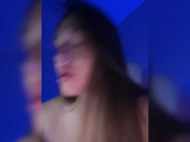 Apraides ekrānuzņēmumi BoredGirl