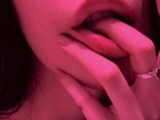 Erotiska video tērzēšana BrendhaHot