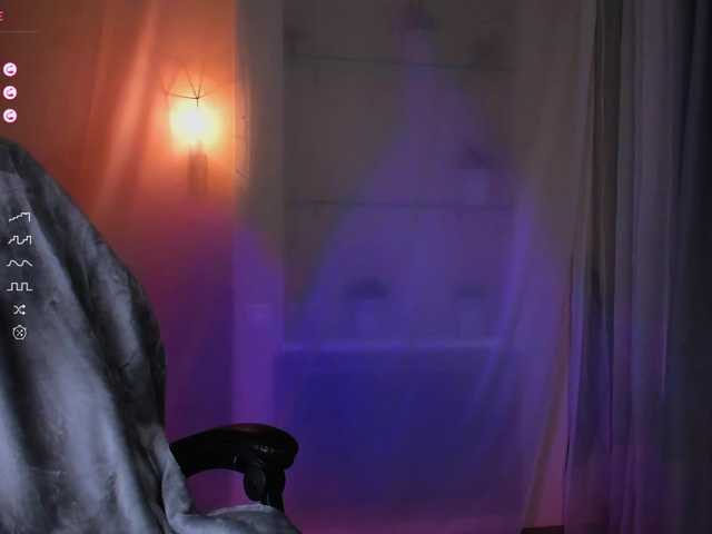 Fotogrāfijas BriannaLovia welcome in my room♥i love feel u vibrations @remain ♥SWEET AND DEEP BJ♥