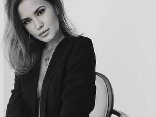 Erotiska video tērzēšana BrilliantKimmy