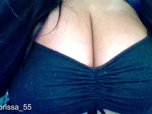 Fotogrāfijas Brissa-tay hi guys no want my pussy dry .. help me cum .. love me with 5 ..55 ..555.. 5555 #cum #sexy #ebony #bigboobs #bigass