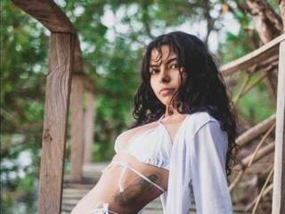 Erotiska video tērzēšana Britany-Jules