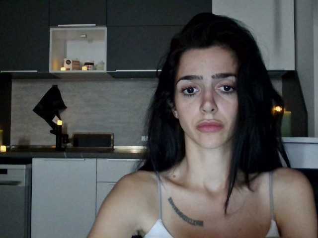 Apraides ekrānuzņēmumi BrunetteGloriya