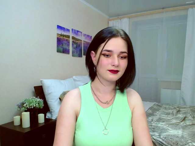 Fotogrāfijas BurningHearte Hello guys! i m new here and happy to start be online on Bonga! Welcome to my room! i d like to see ou in Pvt and Grp shows! Enjoy))