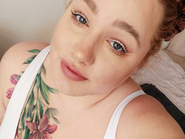 Profila foto BustyLilly