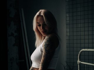 Erotiska video tērzēšana CamelliaMoon