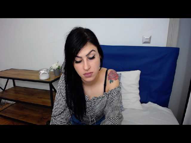 Apraides ekrānuzņēmumi CamilleFancy