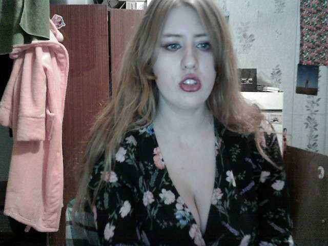 Apraides ekrānuzņēmumi Candy003