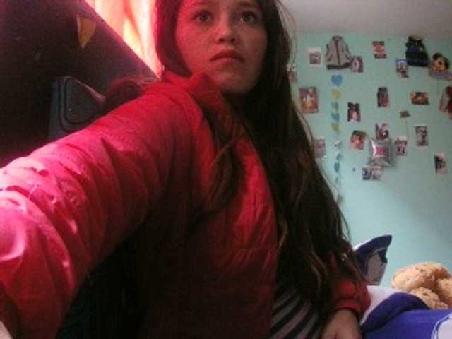 Apraides ekrānuzņēmumi canndy-grey