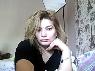 Fotogrāfijas CarolinaHott Lovense on!hello! klick for live! tits 55/ dance 45/ all sweet in pvt and groop! OhMiBod on!