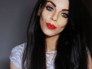Erotiska video tērzēšana CassieDoll