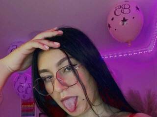 Erotiska video tērzēšana Ceeleste-