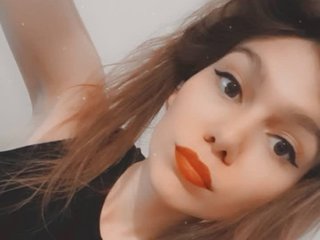 Erotiska video tērzēšana CharlotteHoney
