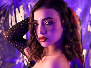 Erotiska video tērzēšana Cherry-Vibe