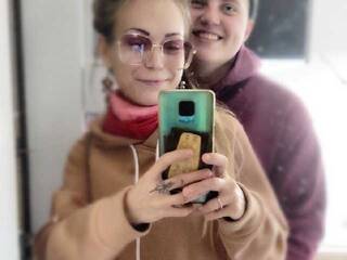 Erotiska video tērzēšana Chery-n-Nana