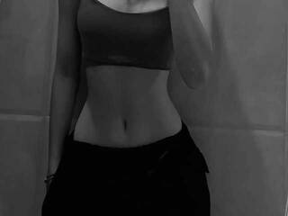 Erotiska video tērzēšana cheryyyyay