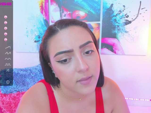 Apraides ekrānuzņēmumi Chloe-baker