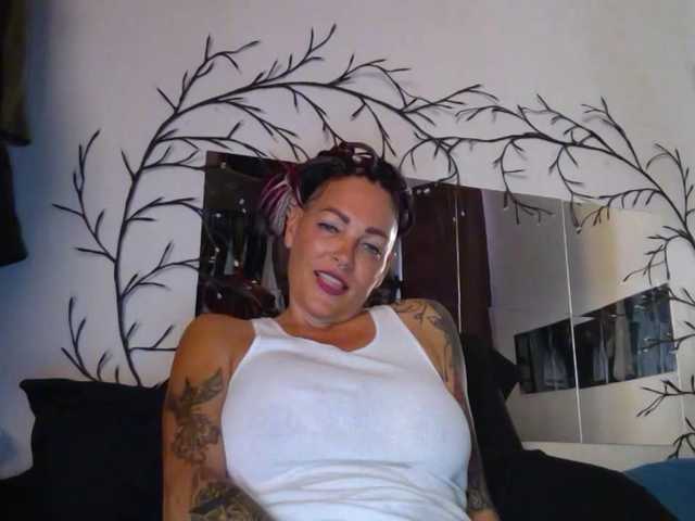 Apraides ekrānuzņēmumi Chloe369