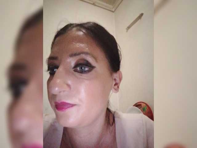 Apraides ekrānuzņēmumi ChristianaHot