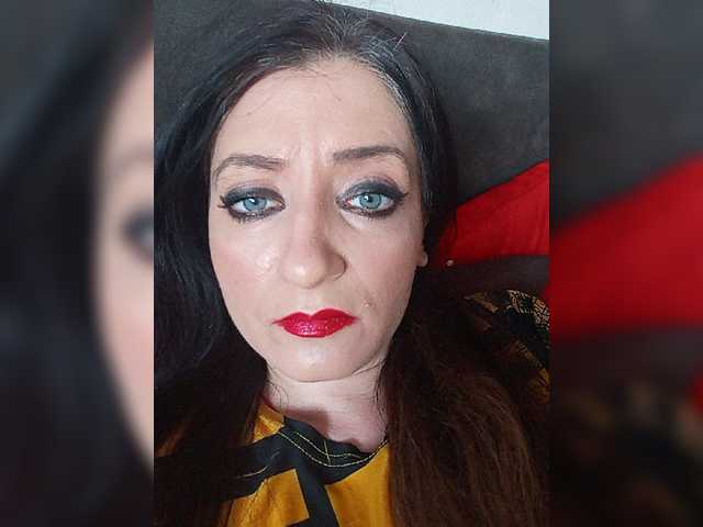 Apraides ekrānuzņēmumi ChristianaHot