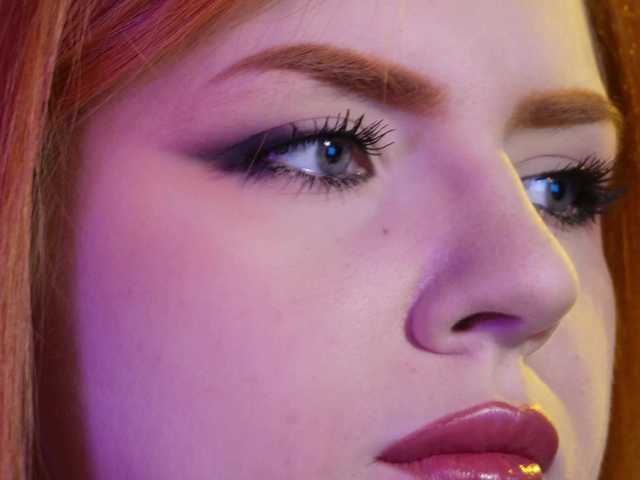 Apraides ekrānuzņēmumi Chris_Foxx