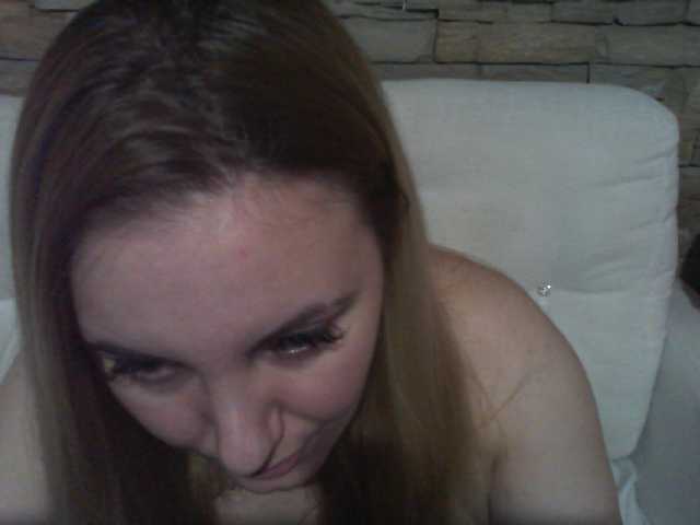 Apraides ekrānuzņēmumi ChristinaHotX