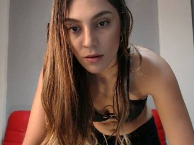 Apraides ekrānuzņēmumi ChristyRay1