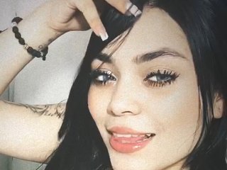 Erotiska video tērzēšana Clhoe-Doll