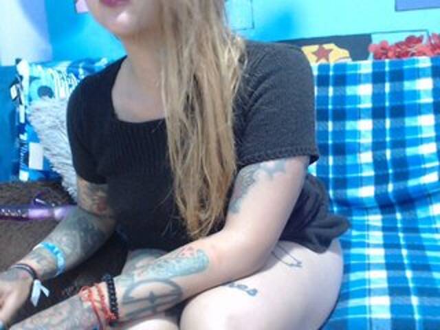 Apraides ekrānuzņēmumi coalgirl