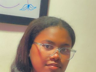 Erotiska video tērzēšana CorinaWeit