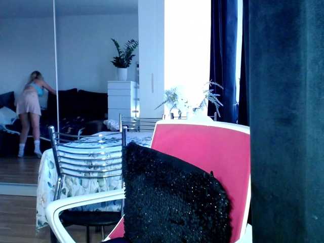 Apraides ekrānuzņēmumi Cornelia22hot