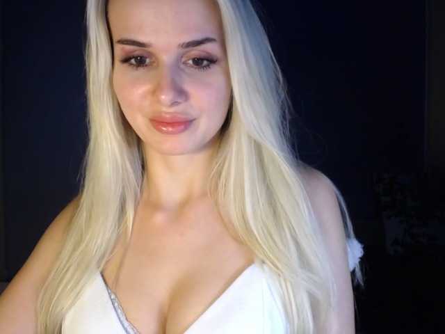Apraides ekrānuzņēmumi Cornelia22hot