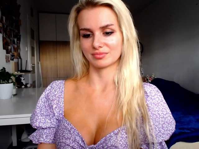Apraides ekrānuzņēmumi Cornelia22hot