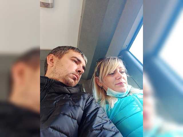 Apraides ekrānuzņēmumi Couple12a