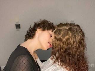 Erotiska video tērzēšana couplesilkk