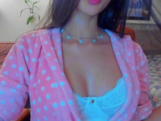 Fotogrāfijas cowg1rl hello guys! Give me pleasure with your tips!!! #new #lovense #bigboobs #games #toys