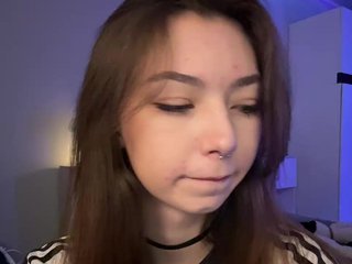 Erotiska video tērzēšana ShyAlya