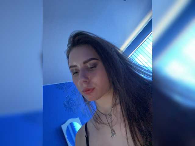 Apraides ekrānuzņēmumi CrystaIGirl