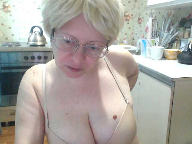 for 90 tokens i will watch urs cam and masturb with u !!!