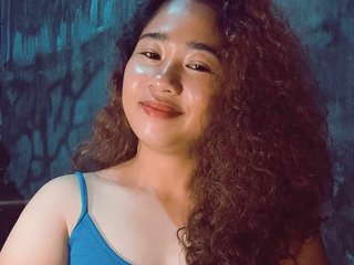 Erotiska video tērzēšana curly-cute