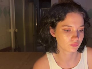 Erotiska video tērzēšana curlymary