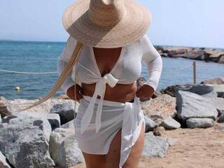 Erotiska video tērzēšana Curvy-maxy9