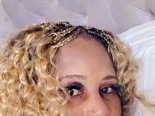 Erotiska video tērzēšana Curvybae