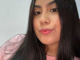 Erotiska video tērzēšana curvybuffgirl