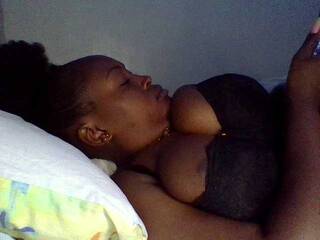 Erotiska video tērzēšana Curvysexy