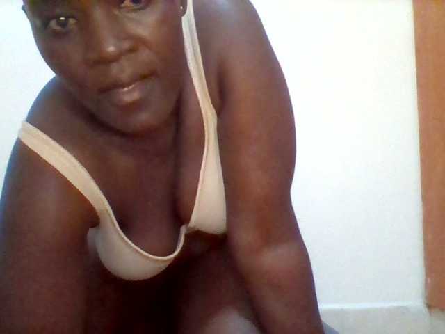 Apraides ekrānuzņēmumi Cuteblacksexyass