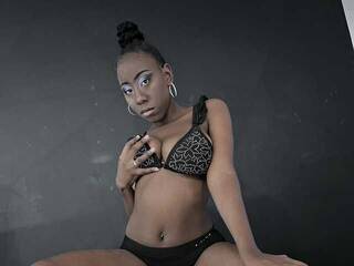 Erotiska video tērzēšana DanielaKiston