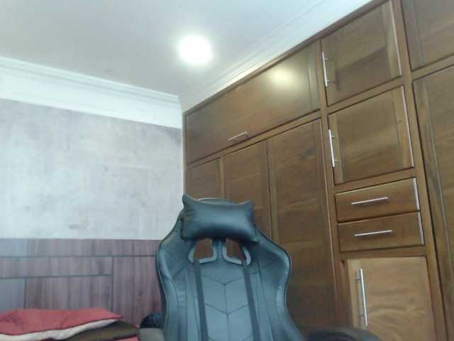 Apraides ekrānuzņēmumi Danielaxue